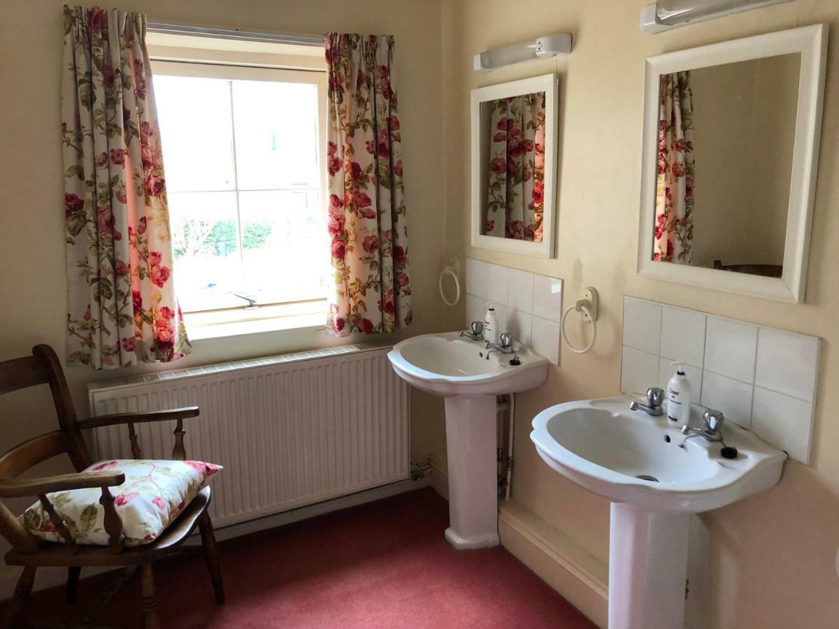 Monkgate Guest House ยอร์ค ภายนอก รูปภาพ
