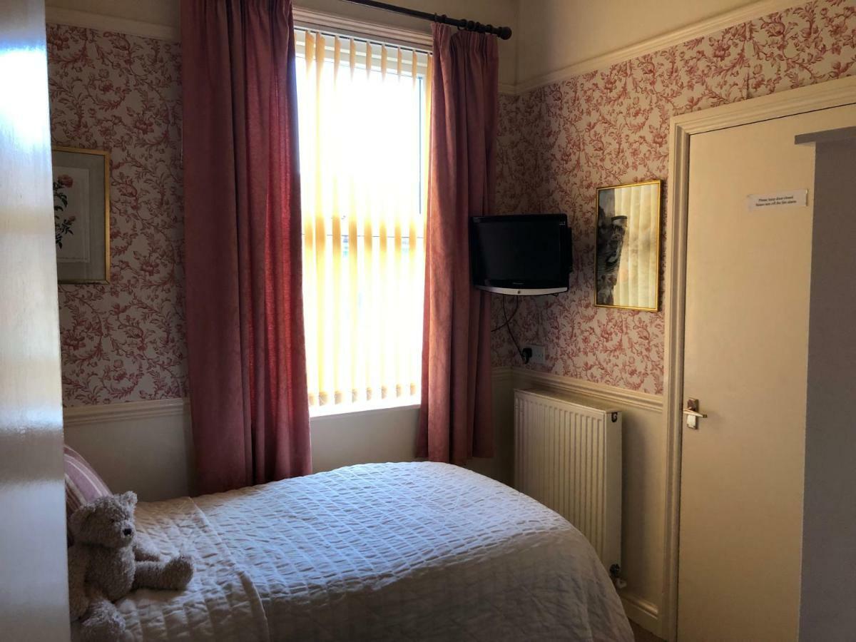 Monkgate Guest House ยอร์ค ภายนอก รูปภาพ